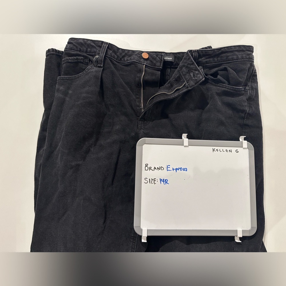 Express brand black relaxed, tapered size 14 jeans